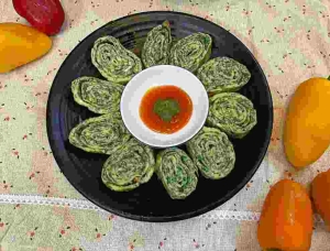 Trứng cuộn cải bó xôi tăng cường đề kháng cho mùa đông