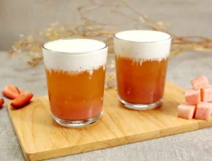 Cùng Nam Tinh thưởng thức vị Trà ô long đào dâu kem sữa chua nhé!!!
