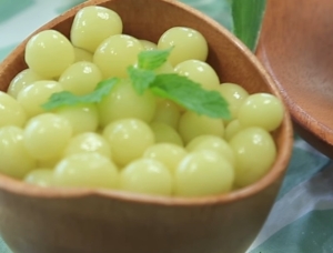 Chè khoai lang dẻo trân châu lá dứa